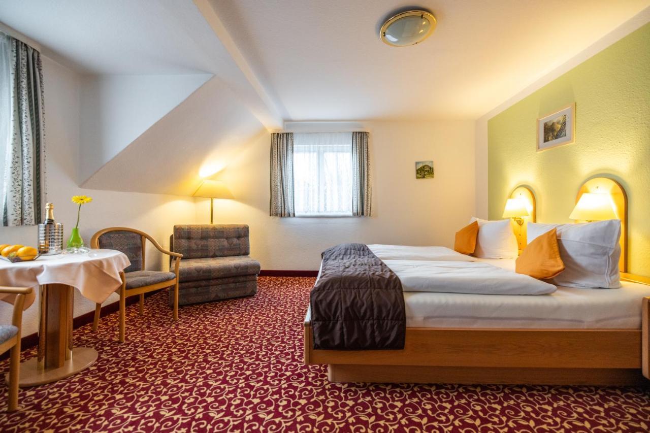 Pension & Cafe Abendroete Курорт-Ойбин Экстерьер фото