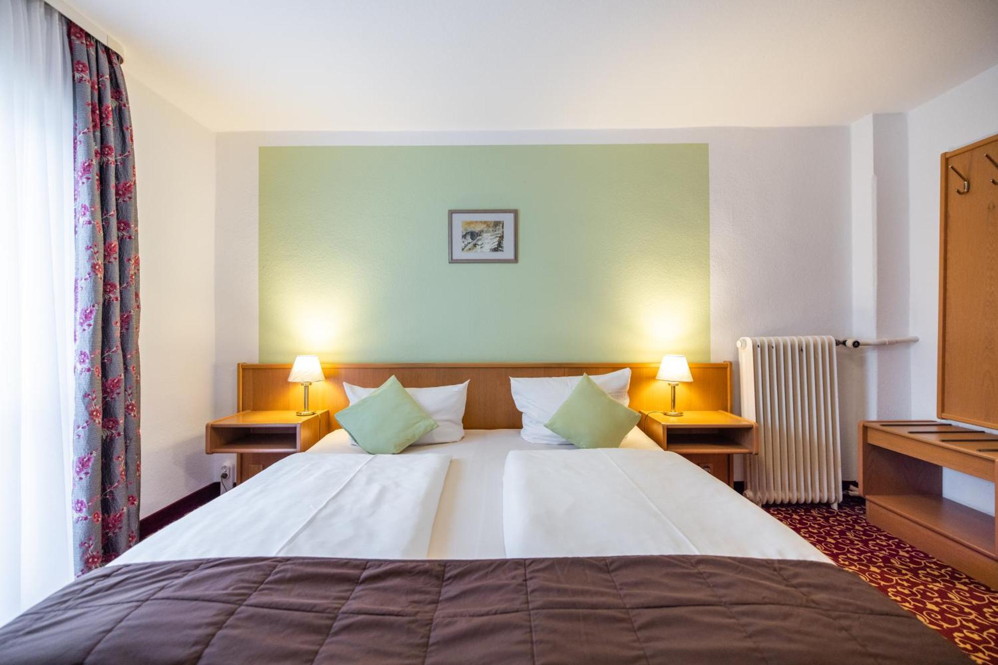 Pension & Cafe Abendroete Курорт-Ойбин Экстерьер фото